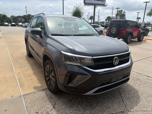 Used 2024 Volkswagen Taos S FWD image 6
