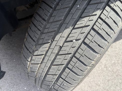 Used 2013 Ford Edge SEL image 22