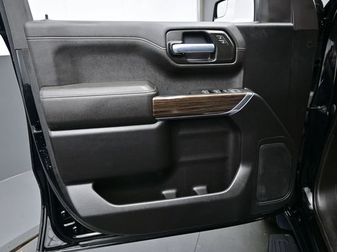 Used 2021 Chevrolet Silverado 1500 RST AWD/4WD image 12
