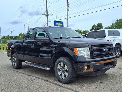 Used 2014 Ford F150 STX w/ Equipment Group 201A Mid AWD/4WD image 3