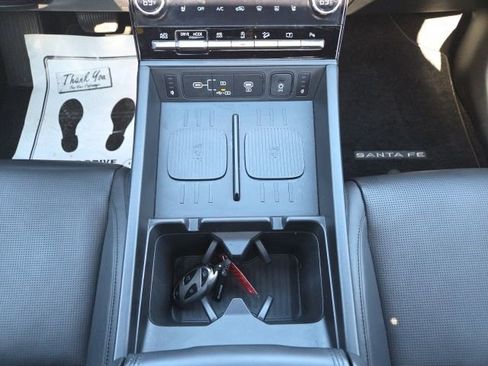 Used 2025 Hyundai Santa Fe Calligraphy image 32