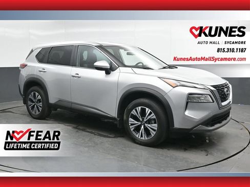 Used 2022 Nissan Rogue SV AWD/4WD image 1