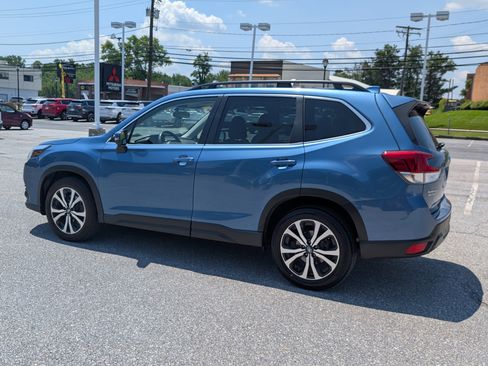 Used 2022 Subaru Forester Limited image 5