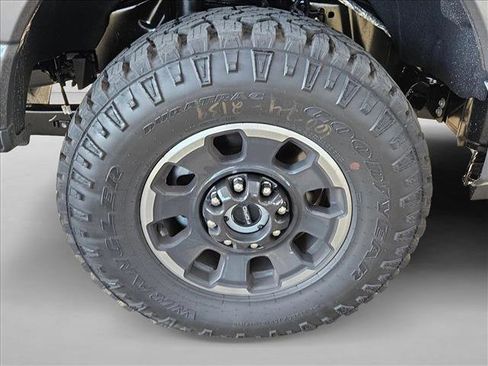 Used 2026 Ford F250 Platinum w/ Tremor Off-Road Package image 23