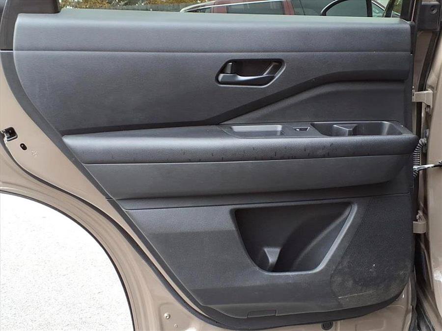 Used 2023 Nissan Pathfinder Rock Creek AWD/4WD image 29