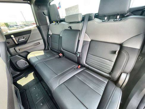 New 2025 GMC Hummer EV 3X image 28