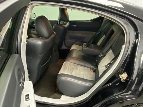Used 2006 Dodge Charger SRT8 w/ SRT Option Group III image 36