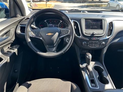 Used 2021 Chevrolet Equinox LT image 10
