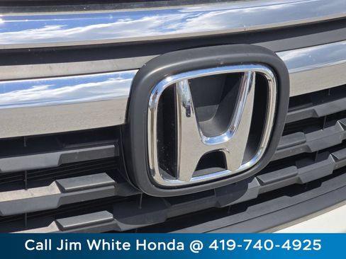 Used 2017 Honda Ridgeline RTL image 19