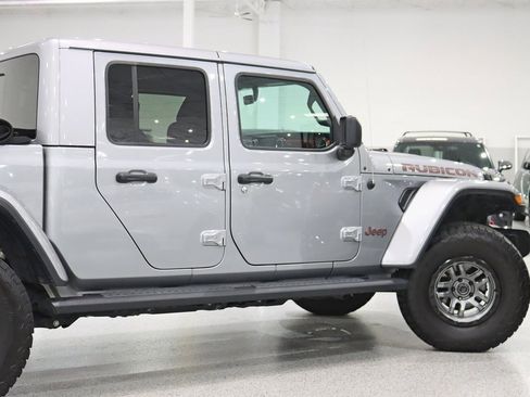 Used 2020 Jeep Gladiator Rubicon image 11