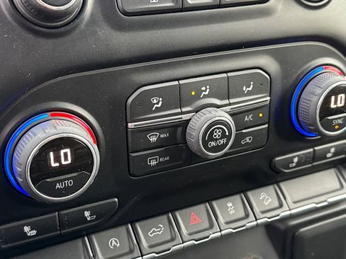 Used 2021 Chevrolet Silverado 1500 RST image 27