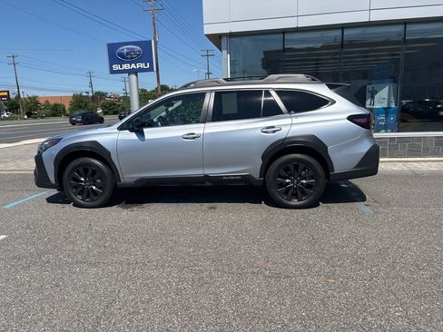 Used 2024 Subaru Outback Onyx Edition AWD/4WD image 11
