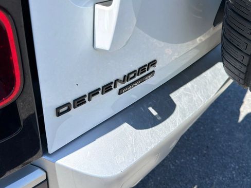 Used 2020 Land Rover Defender 110 SE AWD/4WD image 14