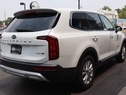 Used 2020 Kia Telluride LX FWD image 5