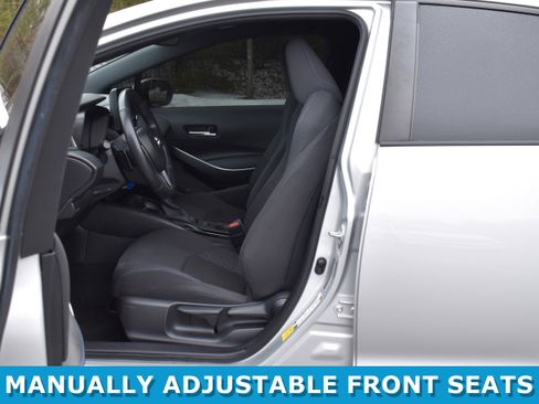 Used 2022 Toyota Corolla SE w/ Carpet Mat Package (TMS) image 4