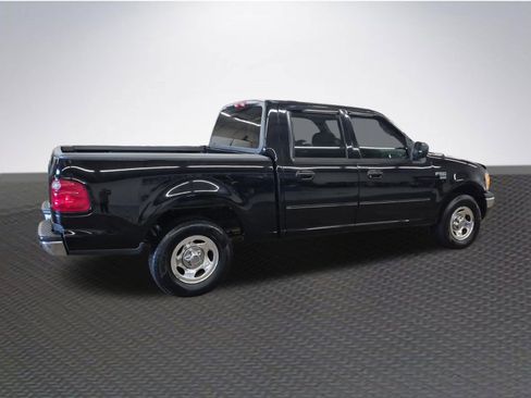 Used 2003 Ford F150 XLT RWD image 4