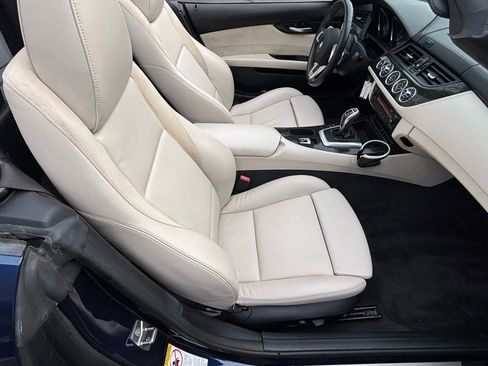 Used 2009 BMW Z4 sDrive35i image 26