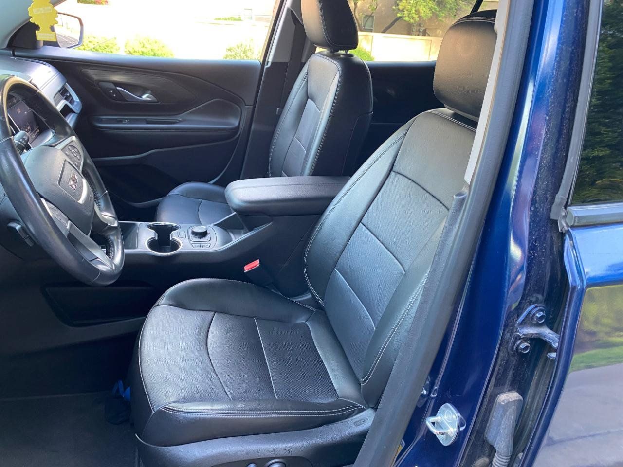 Used 2022 GMC Terrain SLT w/ Tech Package AWD/4WD image 28