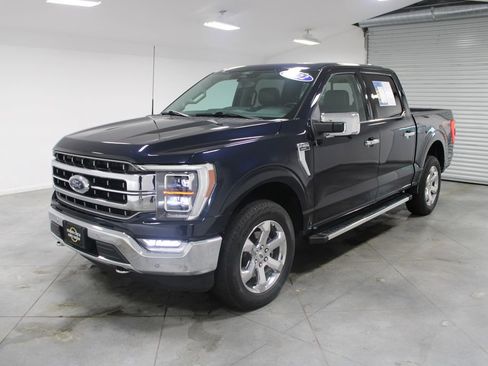 Used 2022 Ford F150 Lariat w/ Equipment Group 502A High AWD/4WD image 4