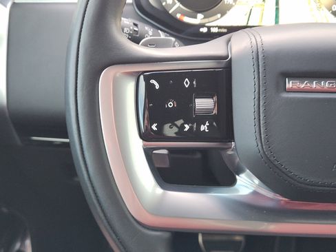 Used 2023 Land Rover Range Rover SE image 31