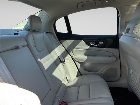 Used 2024 Volvo S60 B5 Plus w/ Climate Package image 11