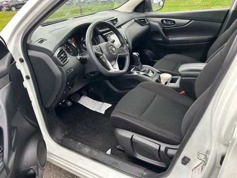 Used 2022 Nissan Rogue Sport S AWD/4WD image 6