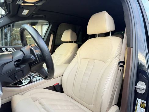Used 2019 BMW X5 xDrive50i AWD/4WD image 13