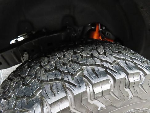 Used 2024 Ford Bronco Raptor w/ Interior Carbon Fiber Pack 6 image 39