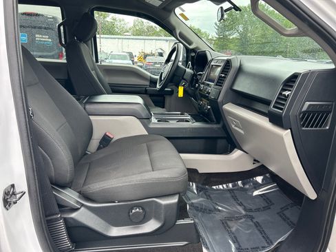 Used 2019 Ford F150 XL w/ Equipment Group 101A Mid AWD/4WD image 16