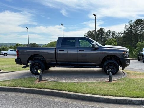 New 2026 RAM 2500 Tradesman AWD/4WD image 8