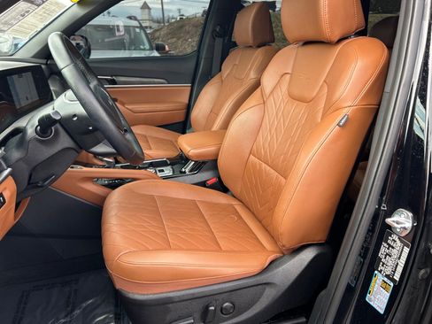 Used 2024 Kia Telluride EX X-Line image 8