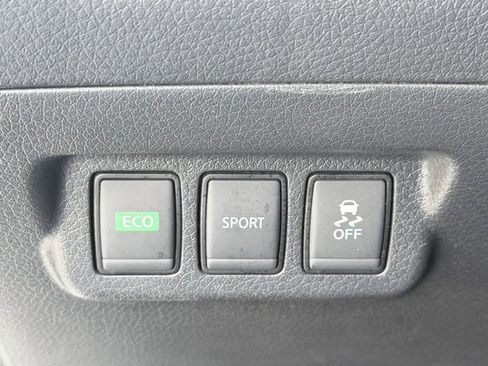 Used 2018 Nissan Sentra SV image 15