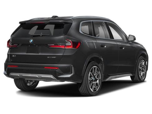 Used 2025 BMW X1 xDrive28i w/ Technology Package AWD/4WD image 2
