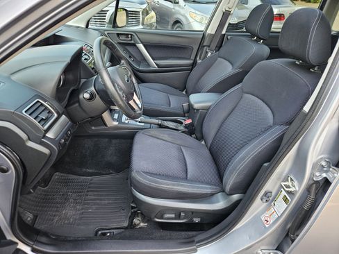 Used 2018 Subaru Forester 2.5i Premium w/ All-Weather Package AWD/4WD image 2