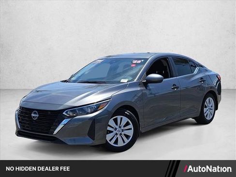 Certified 2025 Nissan Sentra S FWD image 1