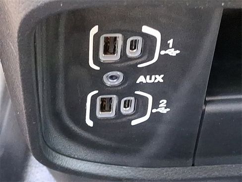 Used 2023 RAM 3500 Tradesman w/ Chrome Appearance Group image 18