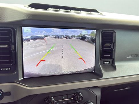Used 2024 Ford Bronco Big Bend w/ Sasquatch Package AWD/4WD image 18