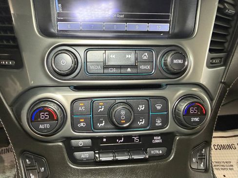 Used 2019 Chevrolet Suburban Premier image 31