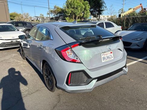 Used 2019 Honda Civic EX image 8