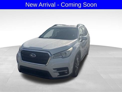 Used 2019 Subaru Ascent Touring w/ Popular Package #3 AWD/4WD image 2
