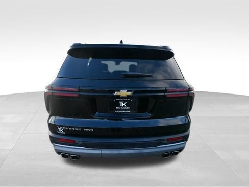Used 2025 Chevrolet Traverse LT AWD/4WD image 5