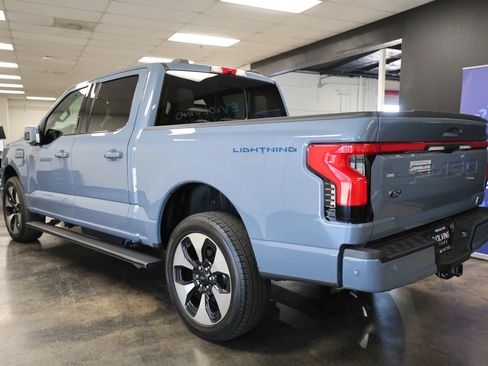 Used 2023 Ford F150 Lightning Platinum AWD/4WD image 9