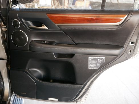 Used 2017 Lexus LX 570 570 image 18