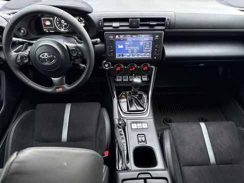 Used 2026 Toyota GR86 Premium RWD image 12