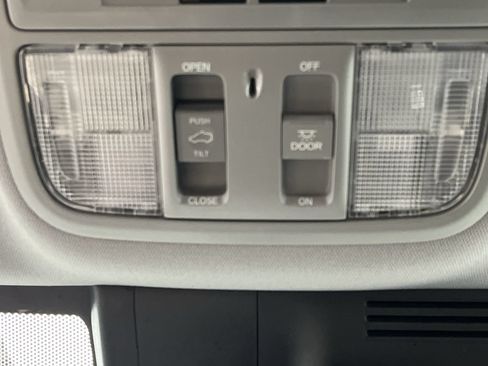 Used 2021 Honda CR-V EX image 26