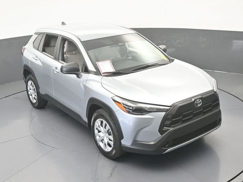 Used 2026 Toyota Corolla Cross L FWD image 46