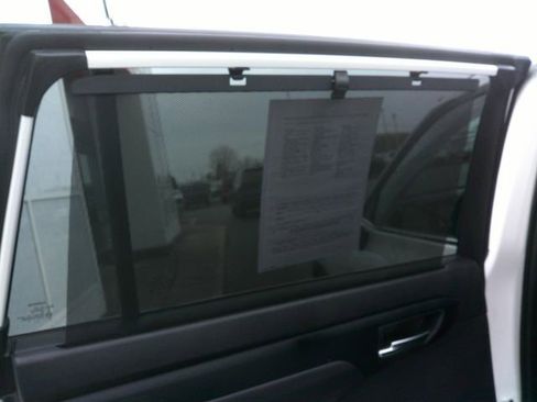 Used 2023 Toyota Highlander XLE image 27