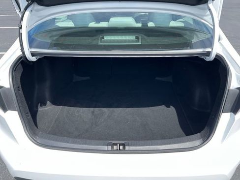 Used 2024 Toyota Corolla LE FWD image 22