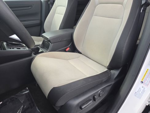 Certified 2025 Honda CR-V EX image 24