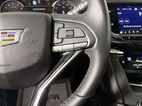 Certified 2025 Cadillac XT6 Premium Luxury image 18